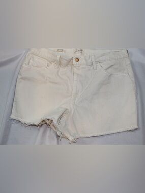 Universal thread White Denim Cutoff Shorts sz 14
